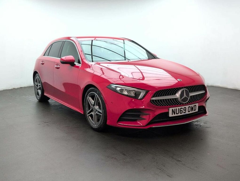 Mercedes-Benz A Class 1.3 A 200 Amg Line Premium NU69OWD Red #2