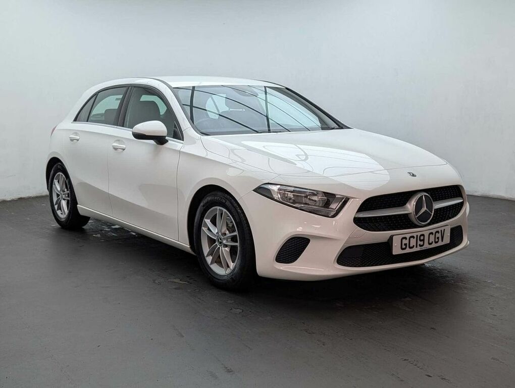 Mercedes-Benz A Class 1.3 A 180 Se GC19CGV White #2