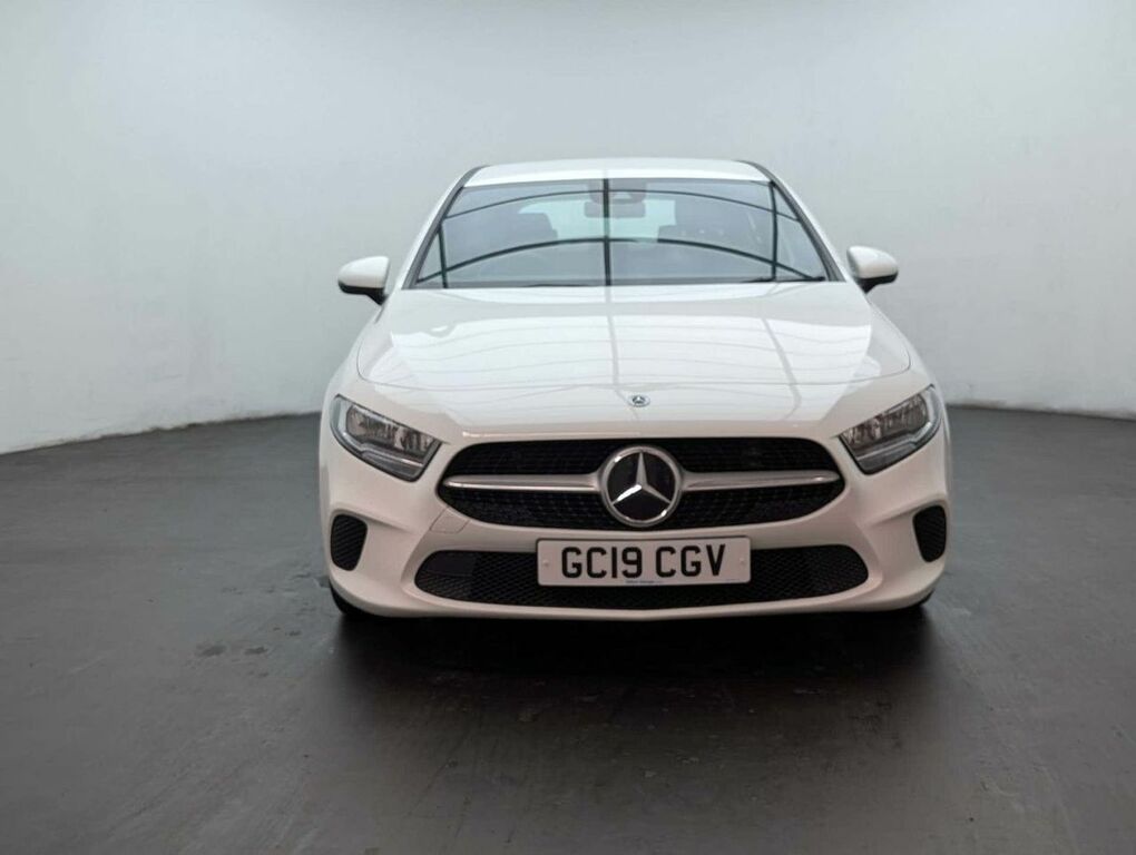 Mercedes-Benz A Class 1.3 A 180 Se GC19CGV White #3