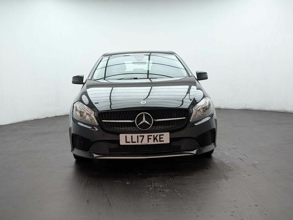 Mercedes-Benz A Class 1.6 A 160 Se Executive Black #3