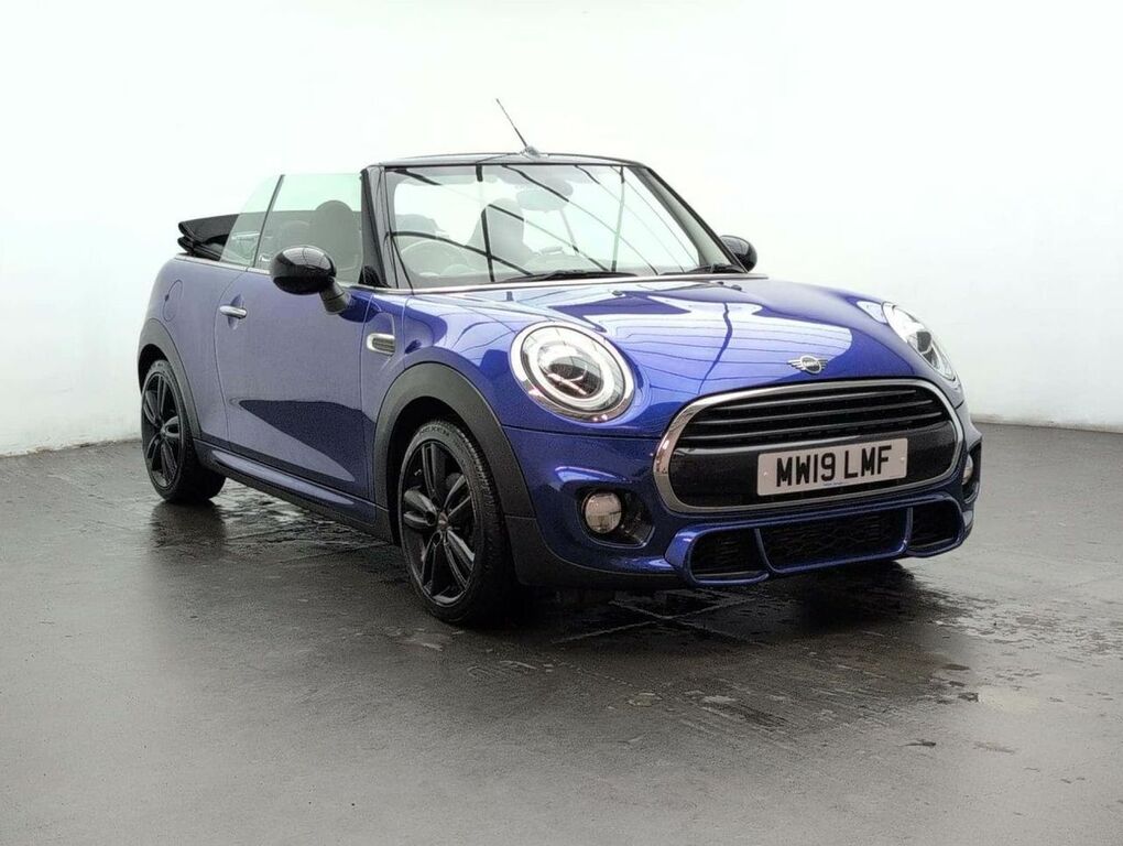 Mini Convertible 1.5 Cooper Sport MW19LMF Blue #2