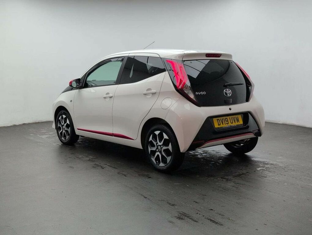 Toyota Aygo X 1.0 Aygo X-trend Vvt-i DV19UVM White #6