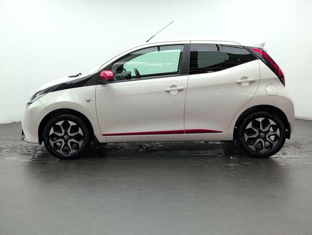 Toyota Aygo X 1L X-trend YT20FEK White #5