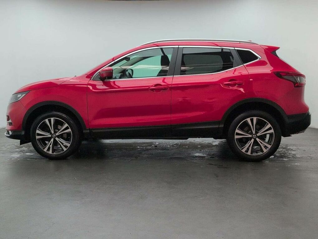 Nissan Qashqai 1.2 Qashqai N-connecta Dig-t PE18JHO Red #5