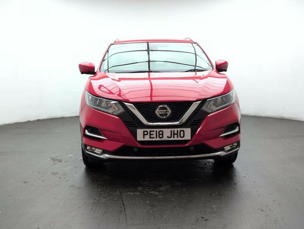 Nissan Qashqai 1.2 Qashqai N-connecta Dig-t PE18JHO Red #3