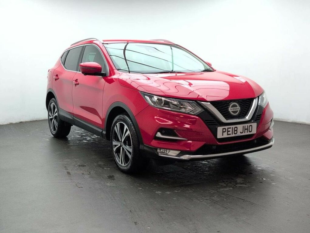 Nissan Qashqai 1.2 Qashqai N-connecta Dig-t PE18JHO Red #2