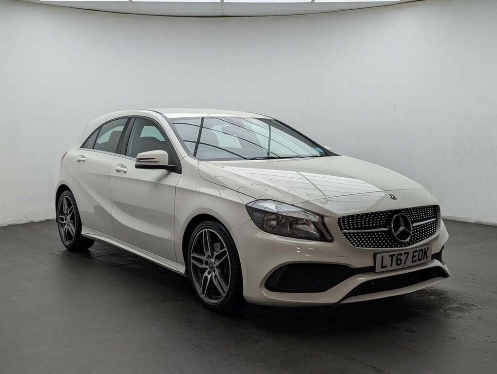 Mercedes-Benz A Class 1.6 A 180 Amg Line White #2