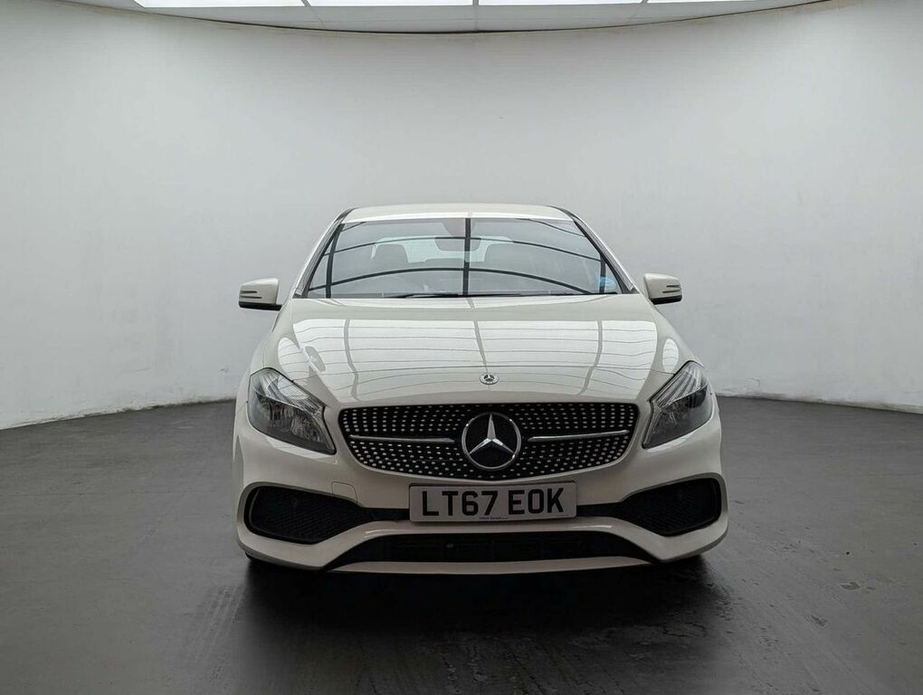 Mercedes-Benz A Class 1.6 A 180 Amg Line White #3