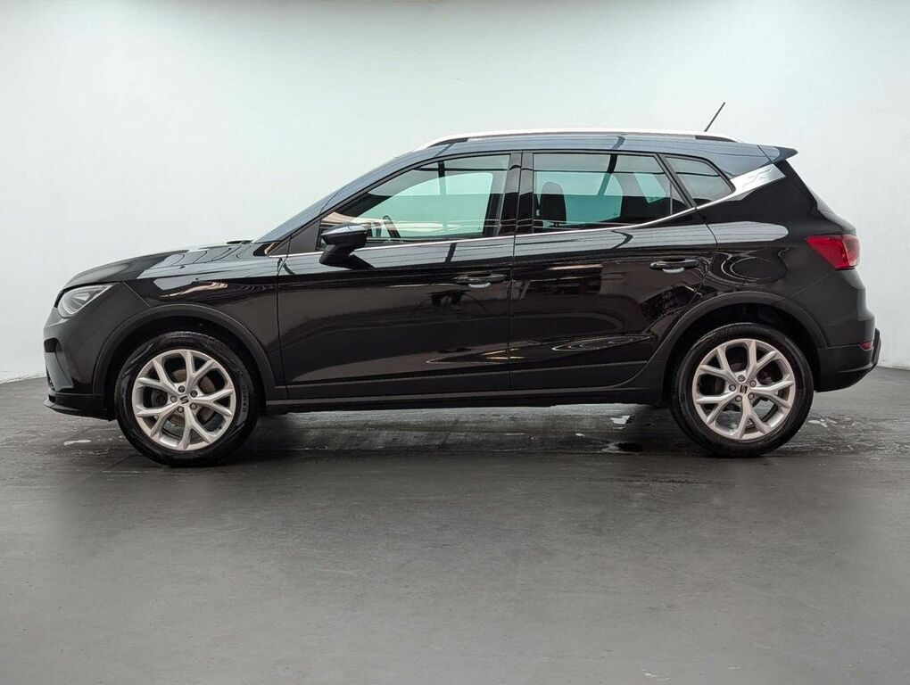 Seat Arona 1.0 Arona Fr Ecotsi YH22LNV Black #2
