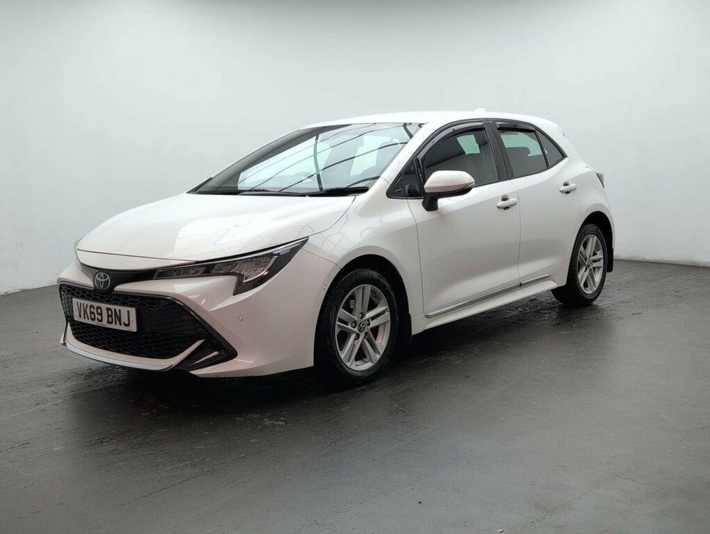 Toyota Corolla 1.2L Icon Tech VK69BNJ White #4