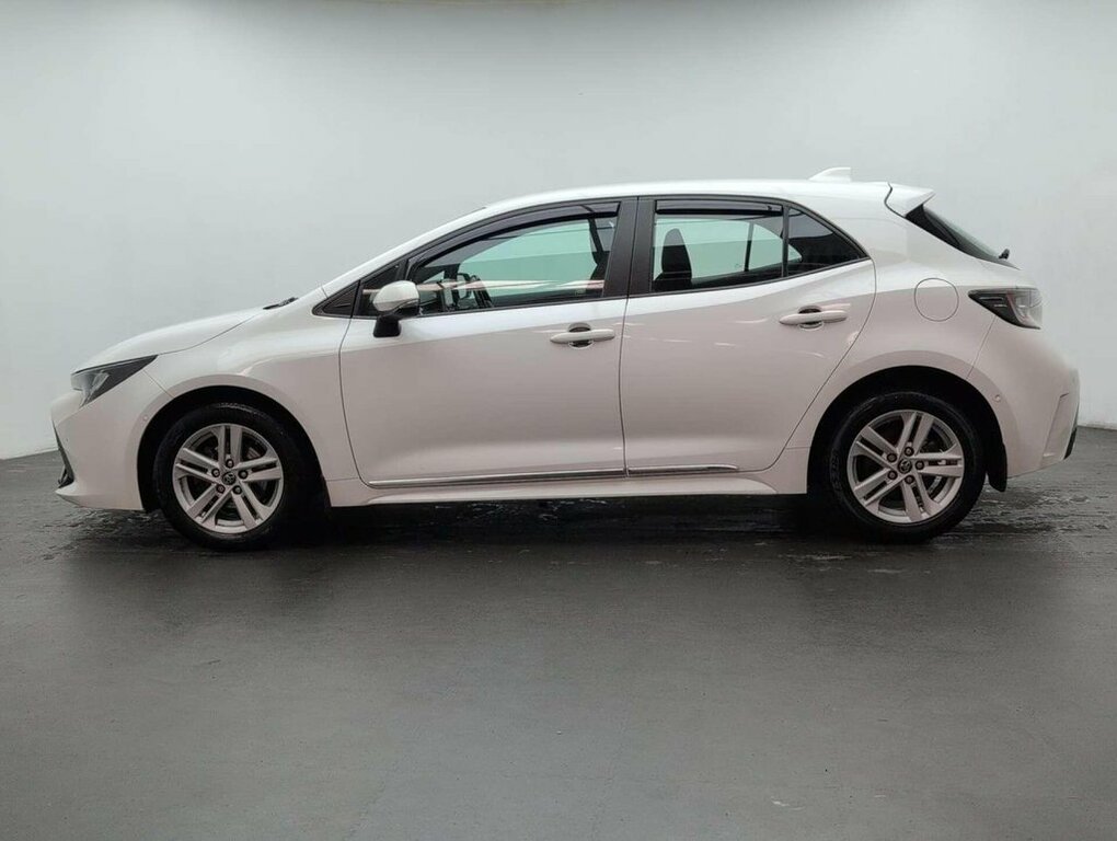 Toyota Corolla 1.2L Icon Tech VK69BNJ White #5