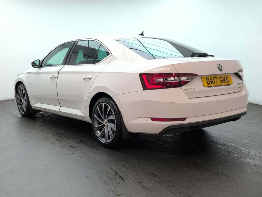 Skoda Superb 2.0 Superb Laurin Klement Tdi 4X4 4Wd White #6