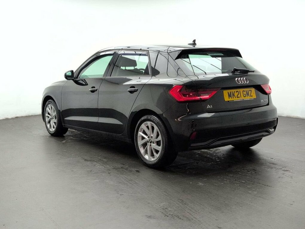 Audi A1 1L Sport MK21GMZ Black #6