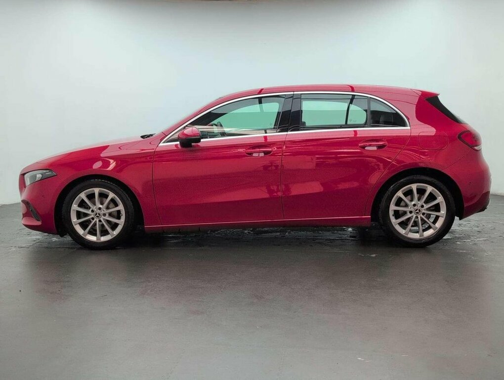 Mercedes-Benz A Class 1.5L Sport KR69YJJ Red #5