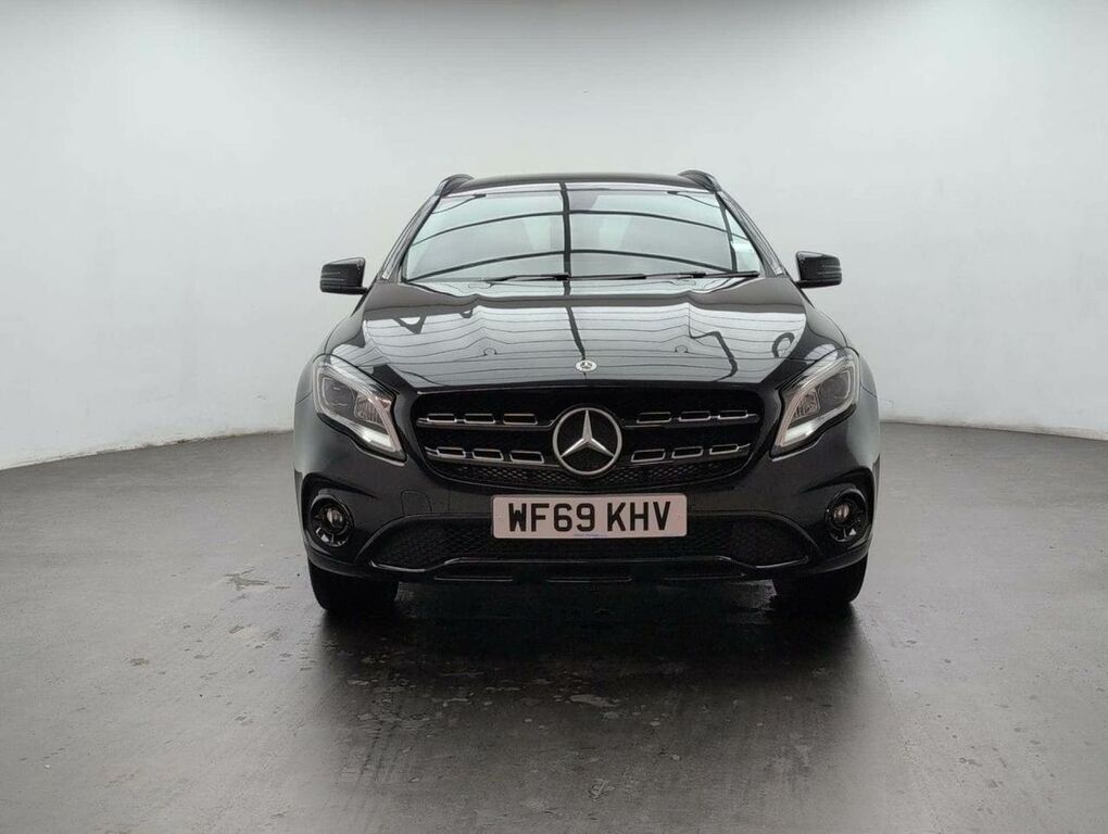 Mercedes-Benz GLA Class 1.6 Gla 180 Urban Edition Black #3