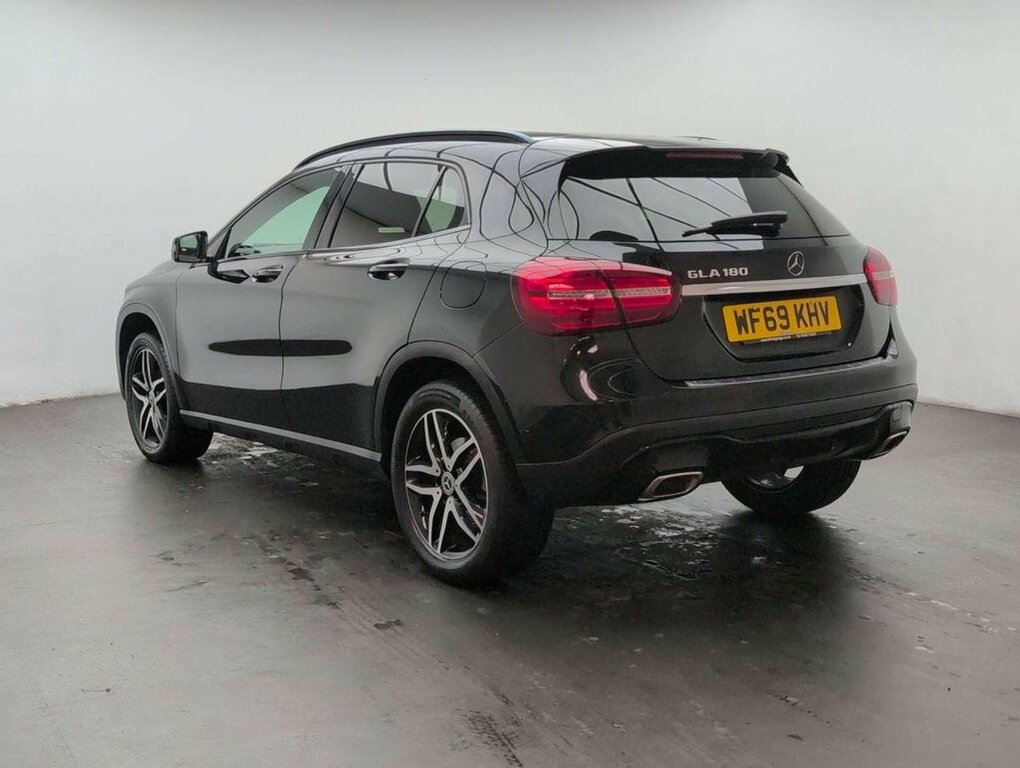 Mercedes-Benz GLA Class 1.6L Urban Edition WF69KHV Black #6