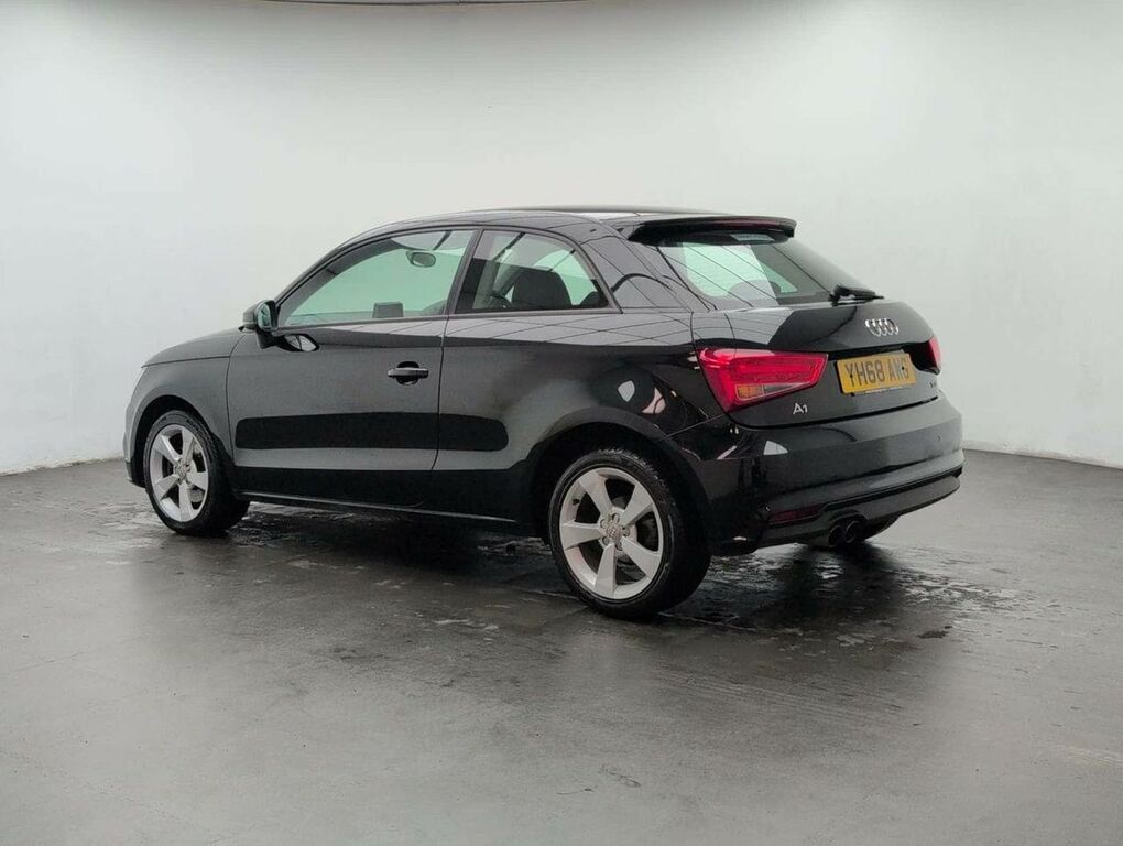Audi A1 1.4 A1 Sport Nav Tfsi YH68AWG Black #6