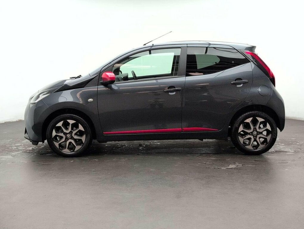 Toyota Aygo X 1L X-trend Grey #5