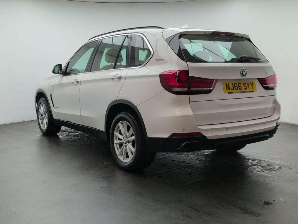 BMW X5 2L Se White #6