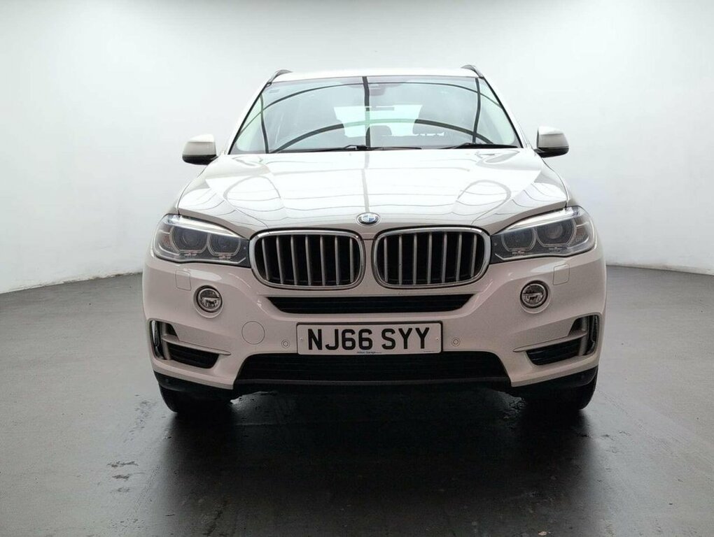BMW X5 2L Se White #3