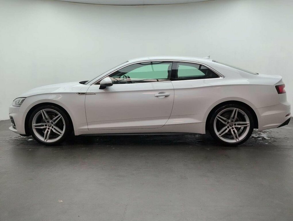 Audi A5 2L S Line LO69AKZ White #5