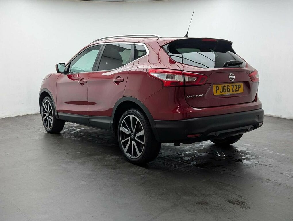 Nissan Qashqai 1.2 Qashqai Tekna Dig-t PJ66ZZP Red #6