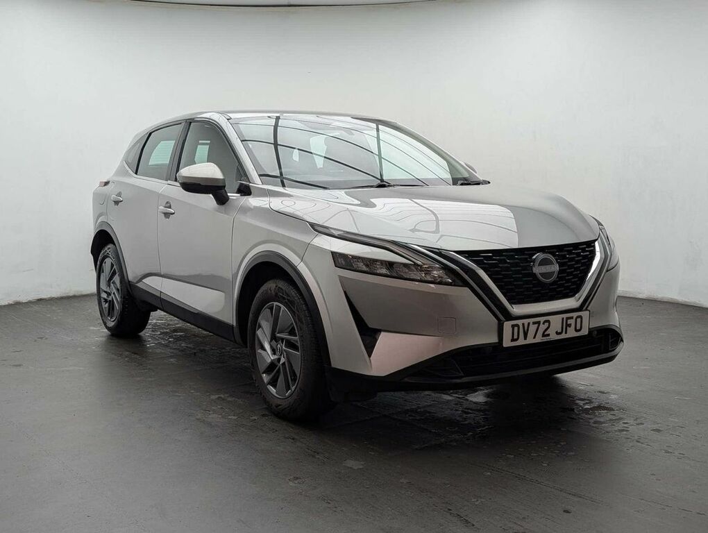 Nissan Qashqai 1.3 Qashqai Acenta Premium Dig-t Mhev Cvt DV72JFO Silver #2