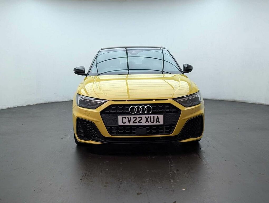 Audi A1 1.0 A1 Sportback 30 Tfsi Black Edition 5 CV22XUA Yellow #3