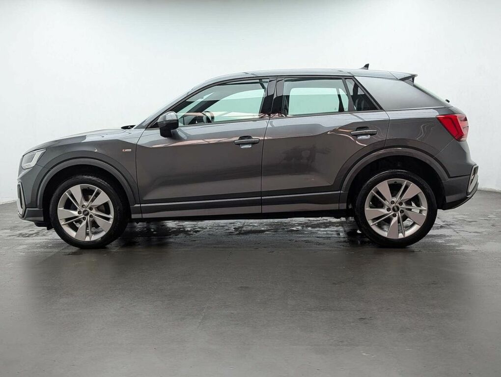 Audi Q2 1.5 Q2 S Line 35 Tfsi SD23XKE Grey #5