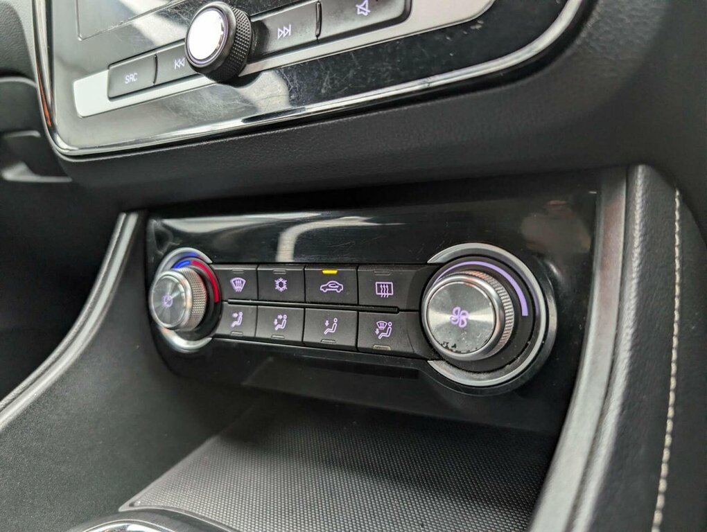 MG ZS Exclusive T-gdi Black #15