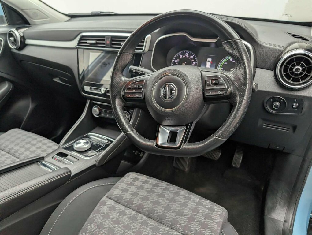 MG ZS Exclusive T-gdi Black #28