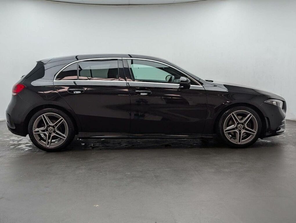 Mercedes-Benz A Class 1.3 A 180 Amg Line Executive YR20RRZ Black #6