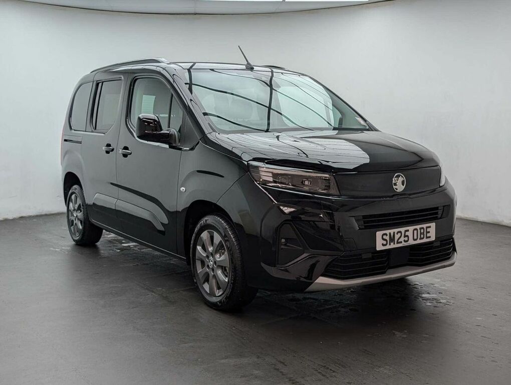 Vauxhall Combo-e Life Combo Life Ultimate Ev Black #2