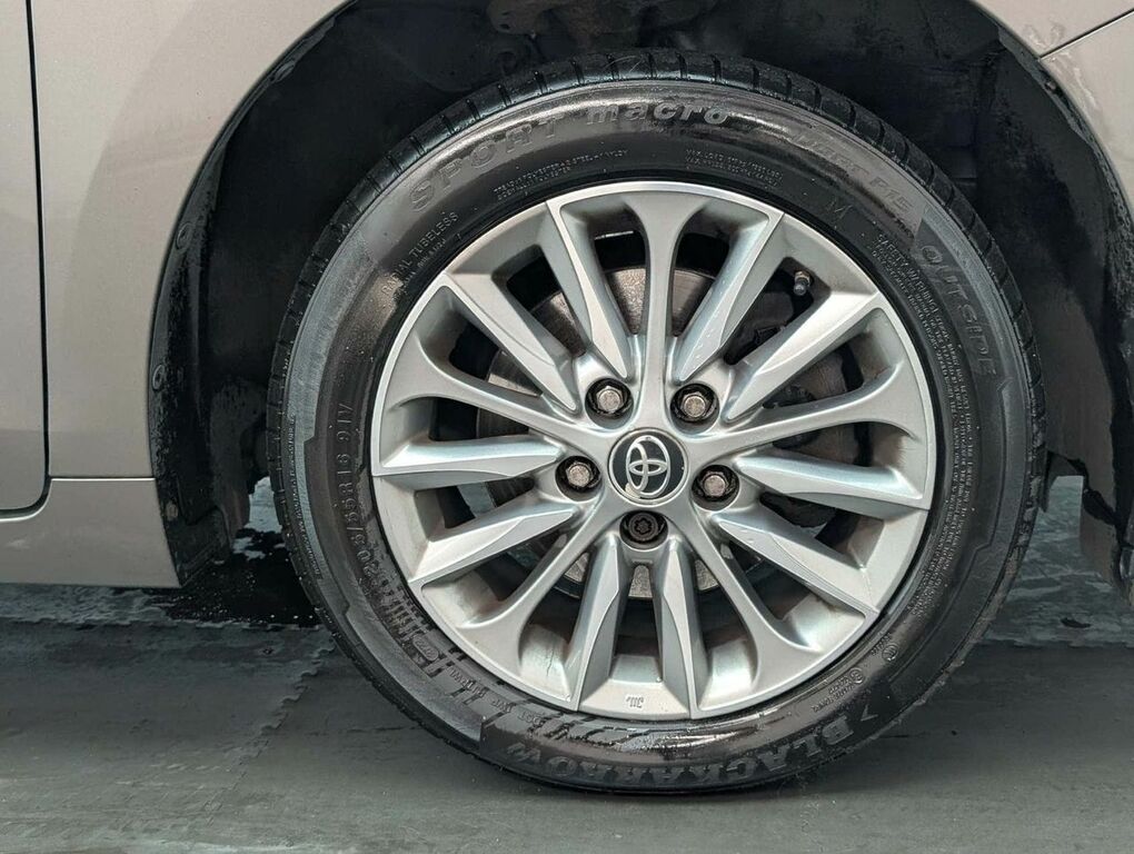 Toyota Verso D-4d Icon #18