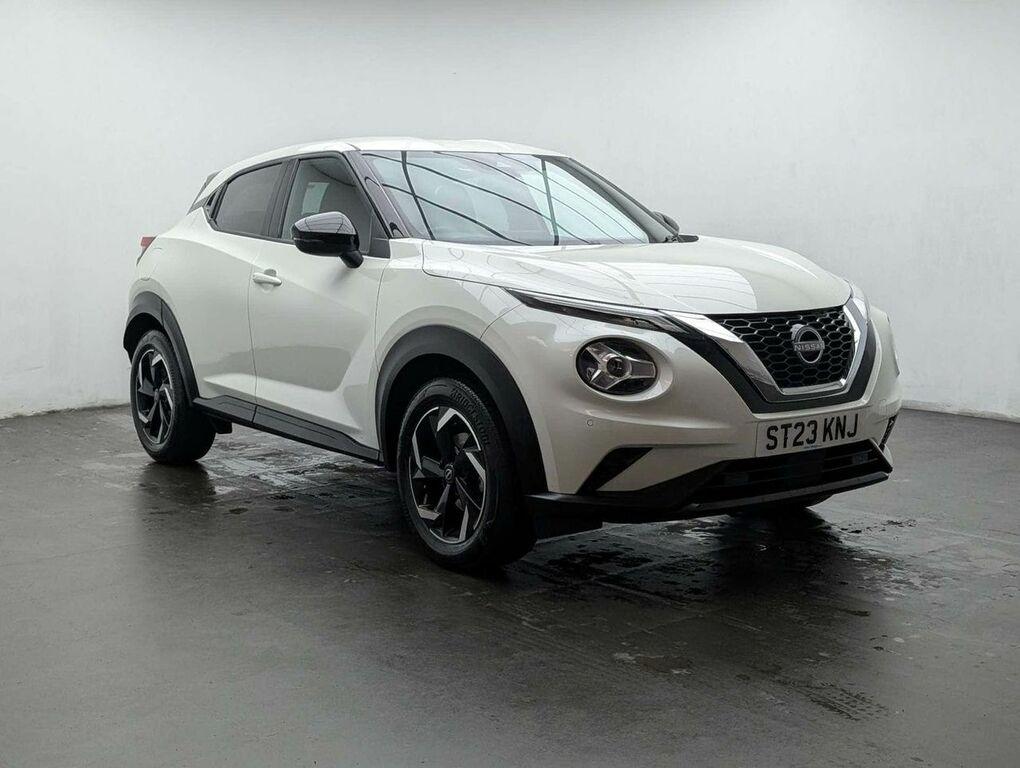 Nissan Juke 1.0 Juke N-connecta Dig-t ST23KNJ White #2