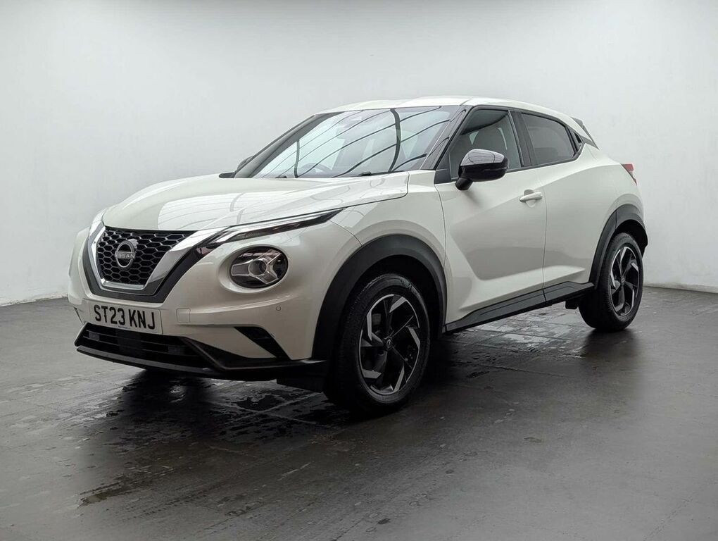 Nissan Juke 1.0 Juke N-connecta Dig-t ST23KNJ White #4