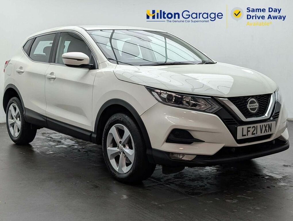 Nissan Qashqai 1.3 Qashqai Acenta Premium Dig-t LF21VXN White