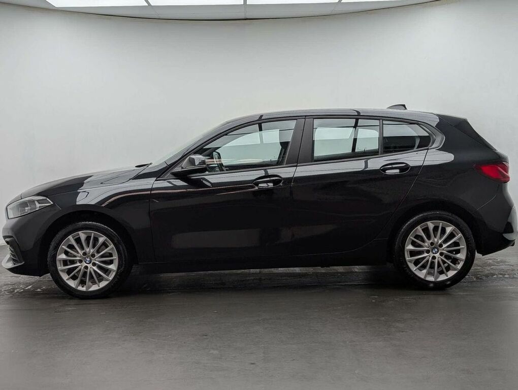 BMW 1 Series 1.5 118I Se YF24VBP Black #5