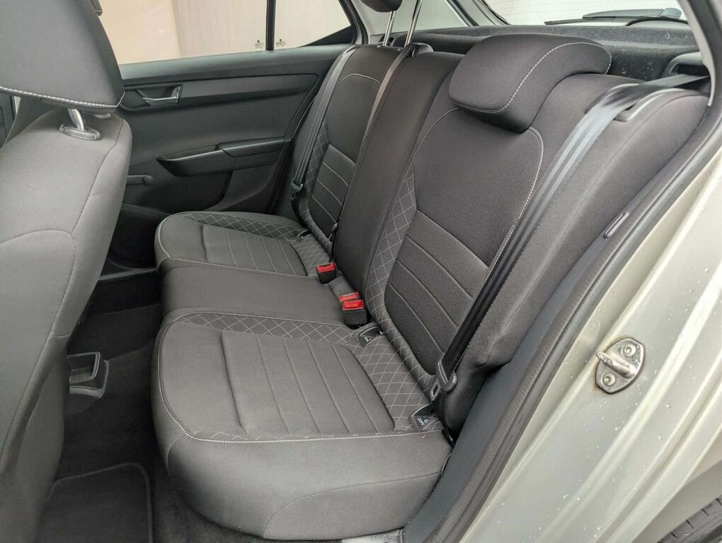Skoda Fabia Hatchback Grey #16