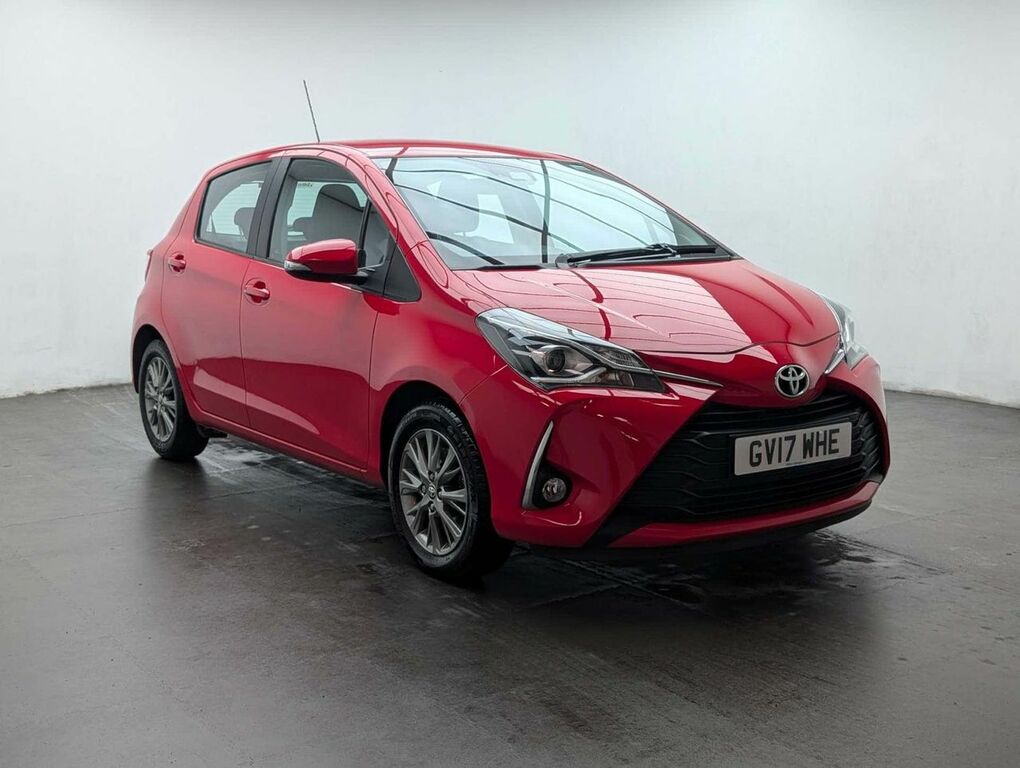 Toyota Yaris 1.5 Yaris Icon Vvt-i Red #2