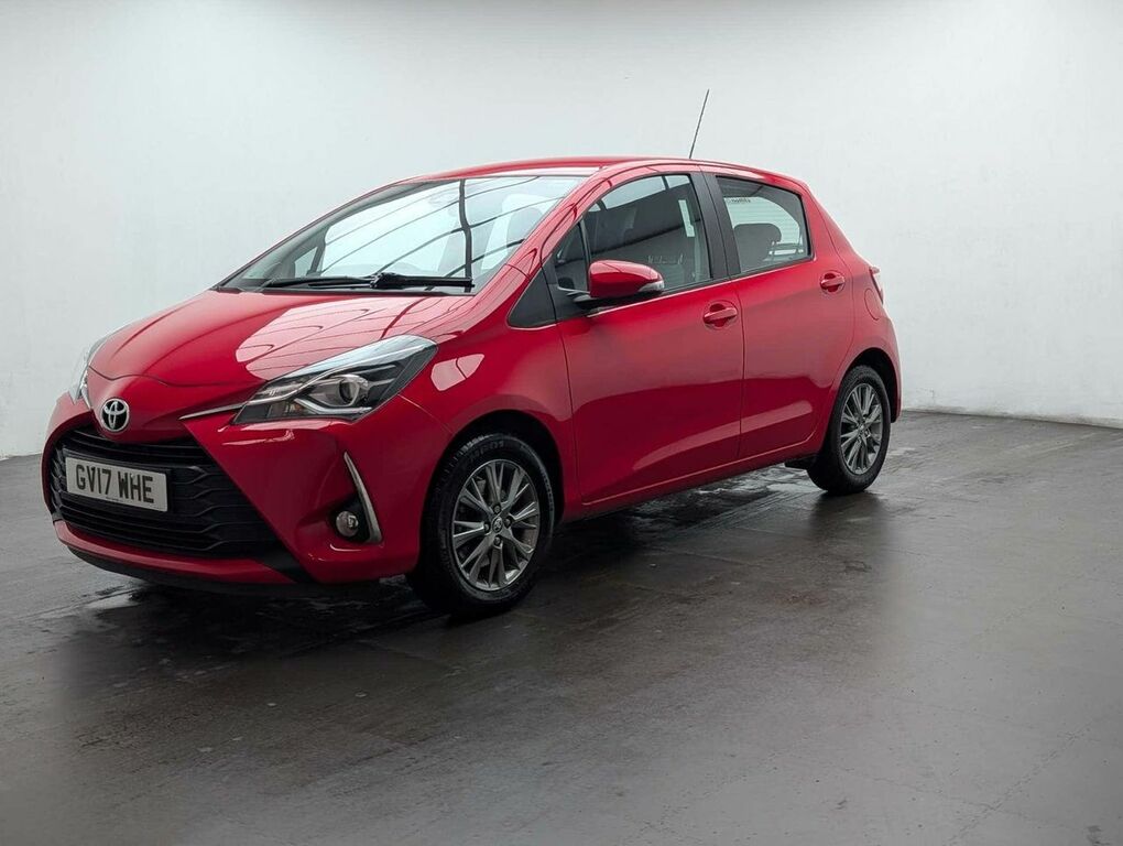 Toyota Yaris 1.5 Yaris Icon Vvt-i Red #4