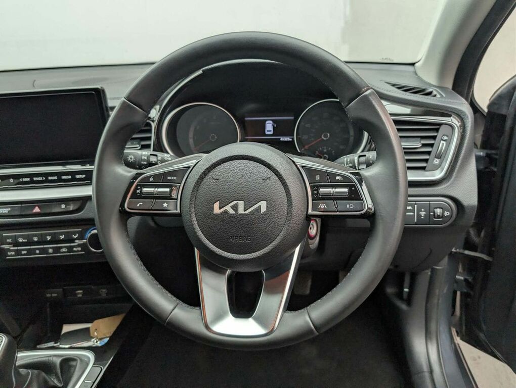 Kia Ceed 3 Isg Red #32