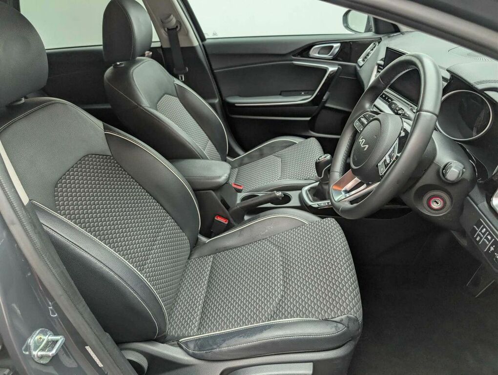 Kia Ceed 3 Isg Red #31