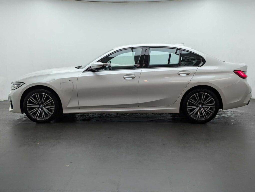 BMW 3 Series 2.0 330E M Sport White #5