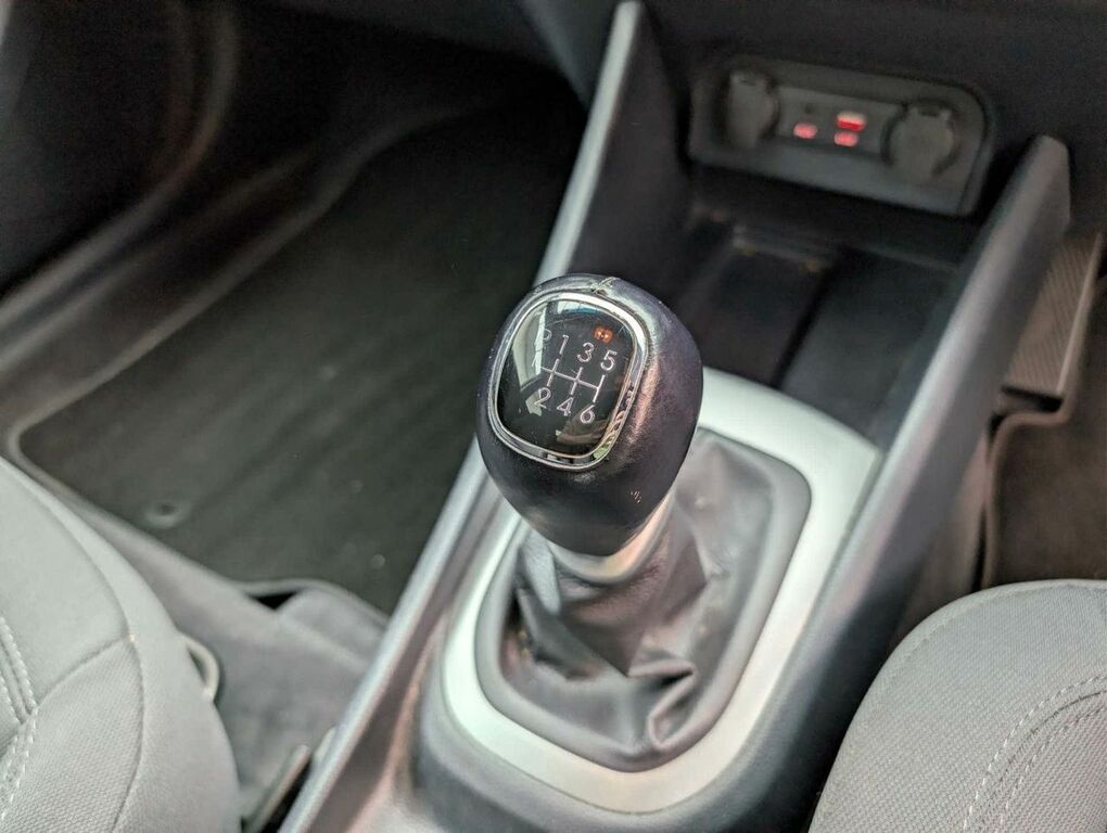 Kia RIO 1.25 Sr7 Black #28