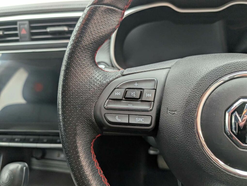 MG ZS 1.5 Vti-tech Exclusive 2022 #23