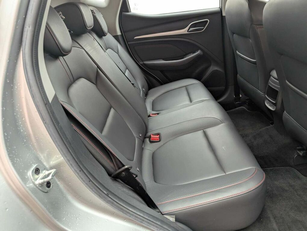 MG ZS 1.5 Vti-tech Exclusive 2022 #17