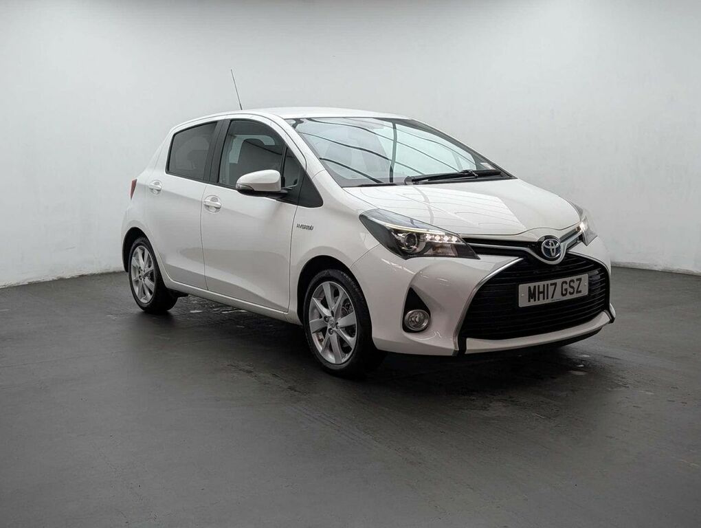 Toyota Yaris 1.5 Yaris Excel Hybrid Vvt-i Cvt MH17GSZ White #2
