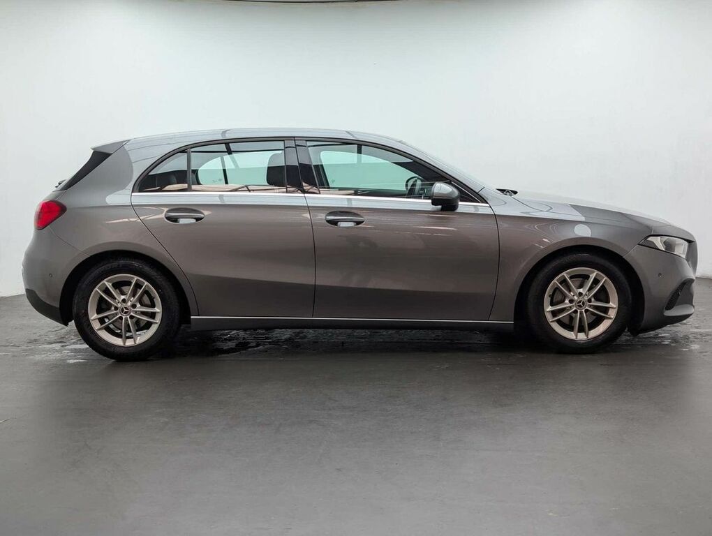 Mercedes-Benz A Class 1.3 A 180 Se Executive Grey #5