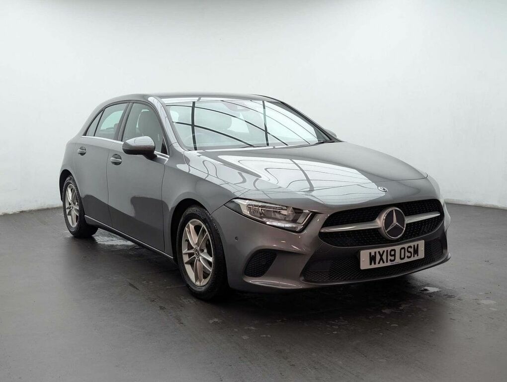 Mercedes-Benz A Class 1.3 A 180 Se Executive Grey #2
